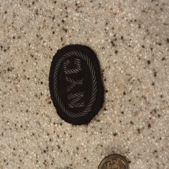 Rare find, NYC buttons and badges - Picture 5 of 5